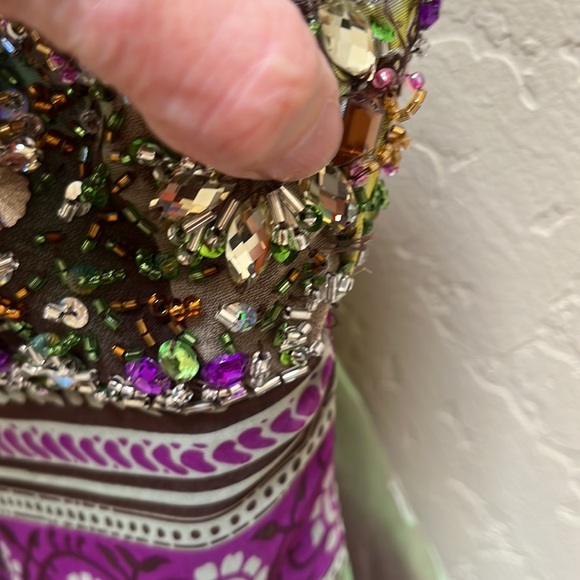 Beautiful Jeweled Riva Designs Formal Gown Special Occasion Bridal - Picture 10 of 15